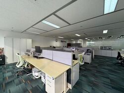 Singapore Land Tower (D1), Office #628743111